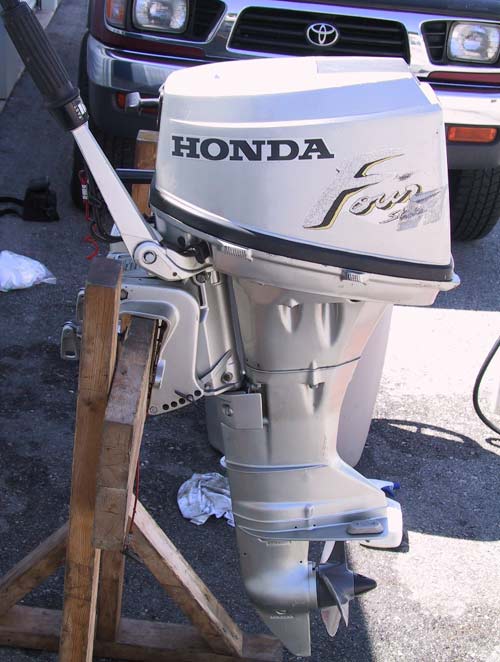 Honda 4-stroke 2 hp outboard boat motor #1